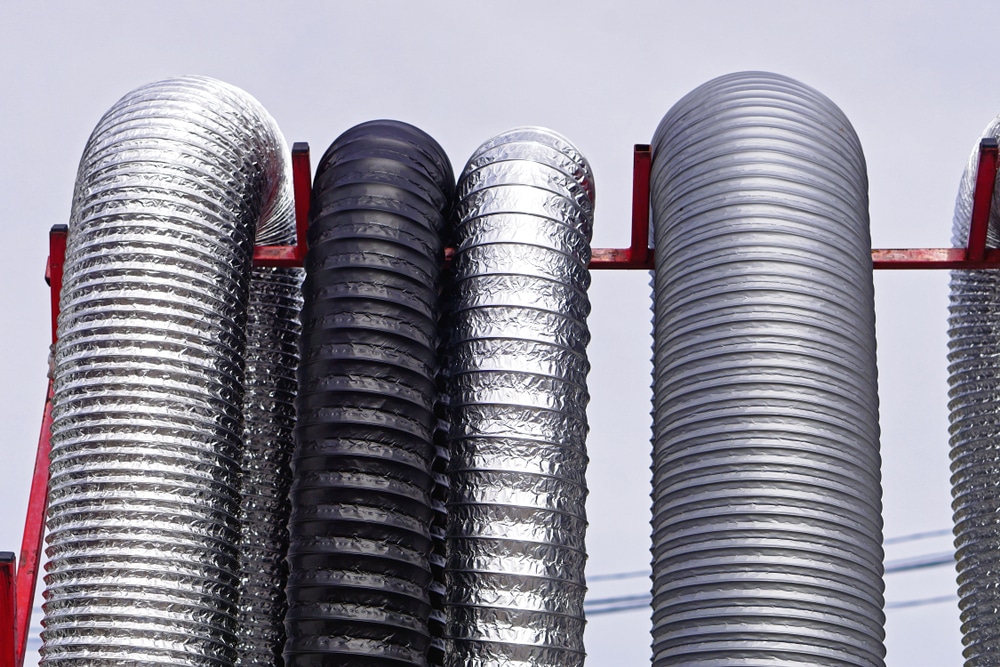 Is flexible ducting better in plastic or metal?