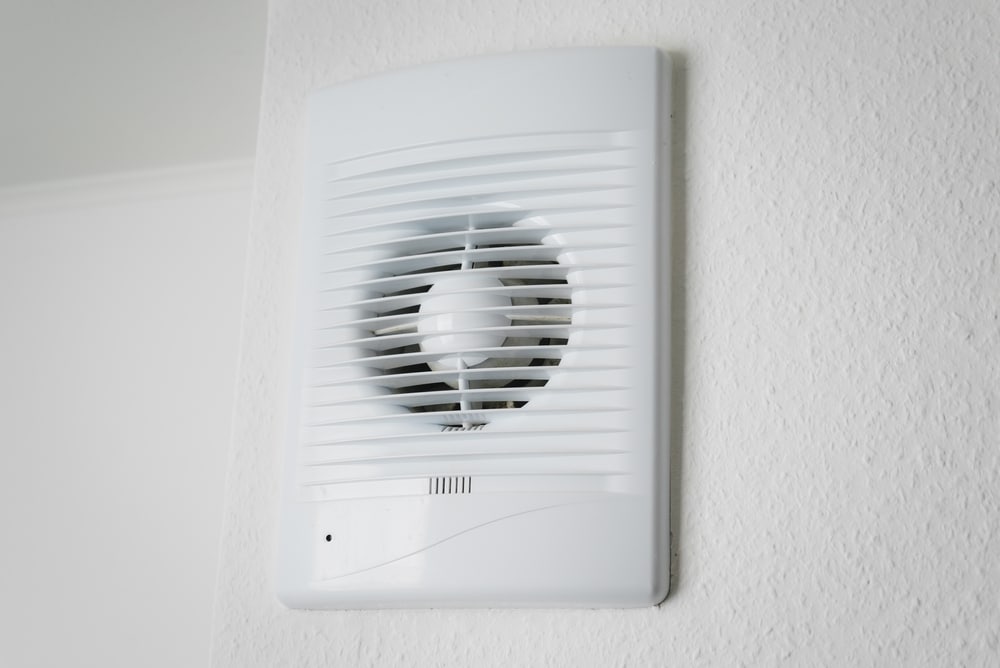 How do I know how much electricity my extractor fan is using?