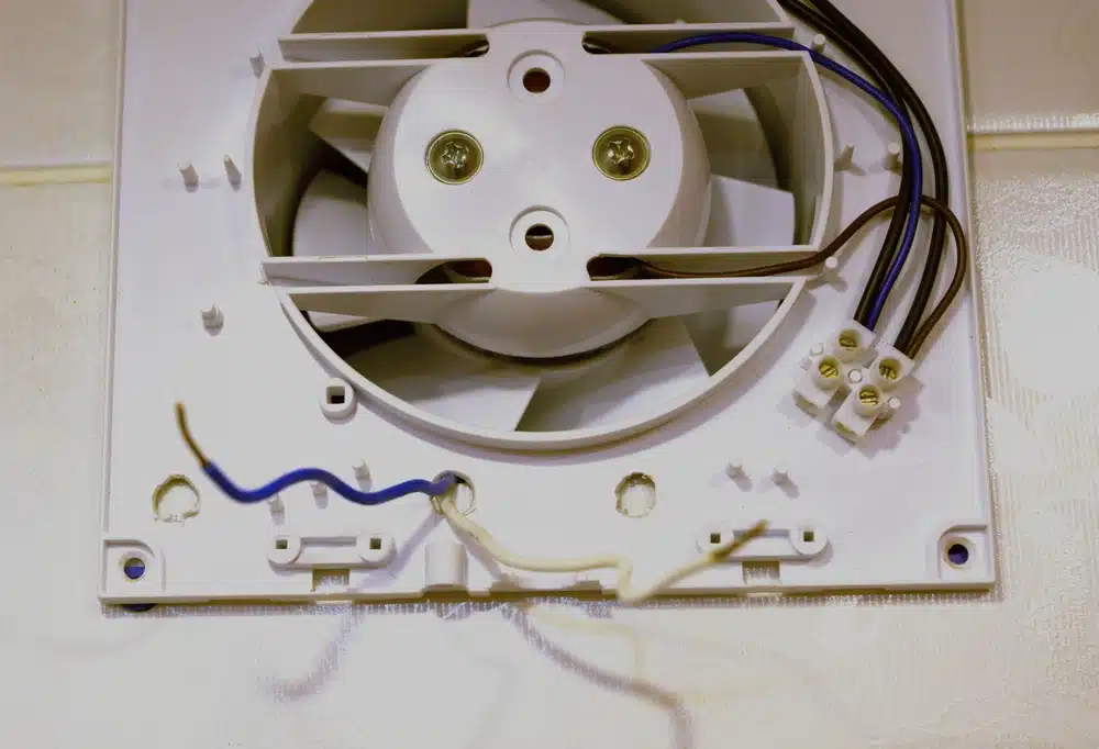 How to Wire a Bathroom Fan?