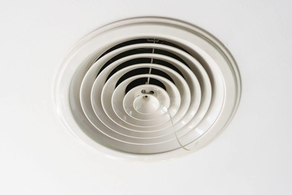 Can a kitchen extractor fan grow mould?